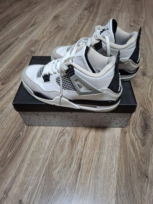 Обувки    Nike Air