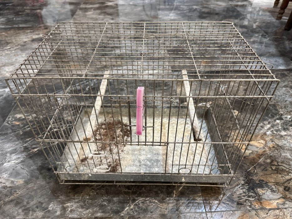 Клетки волиери за птици