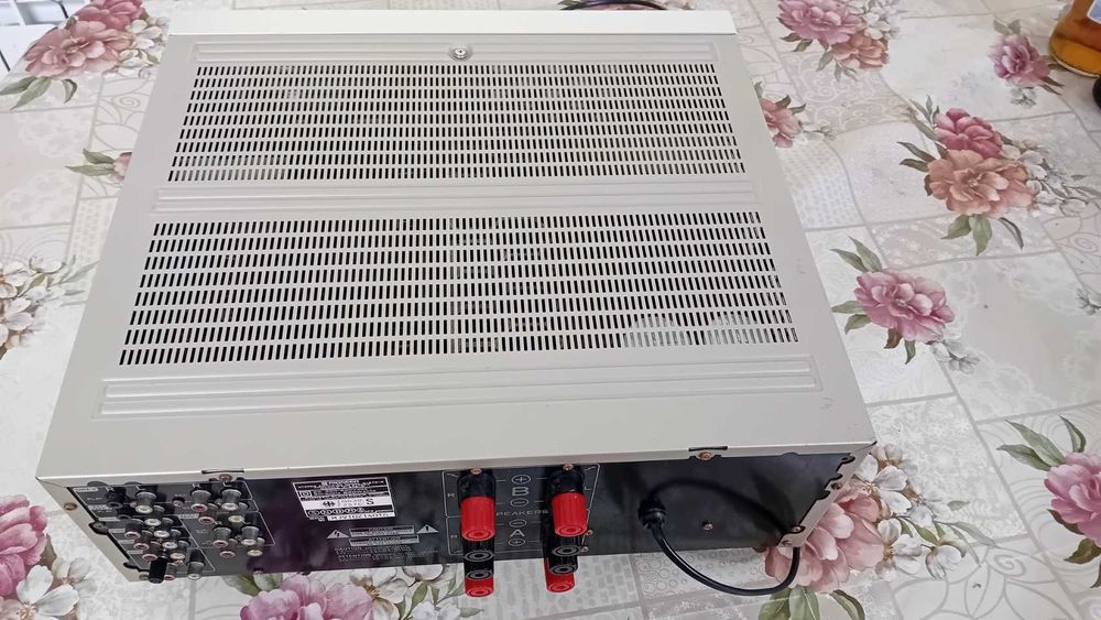 Pioneer A676 Reference Stereo amplifier, preț redus!