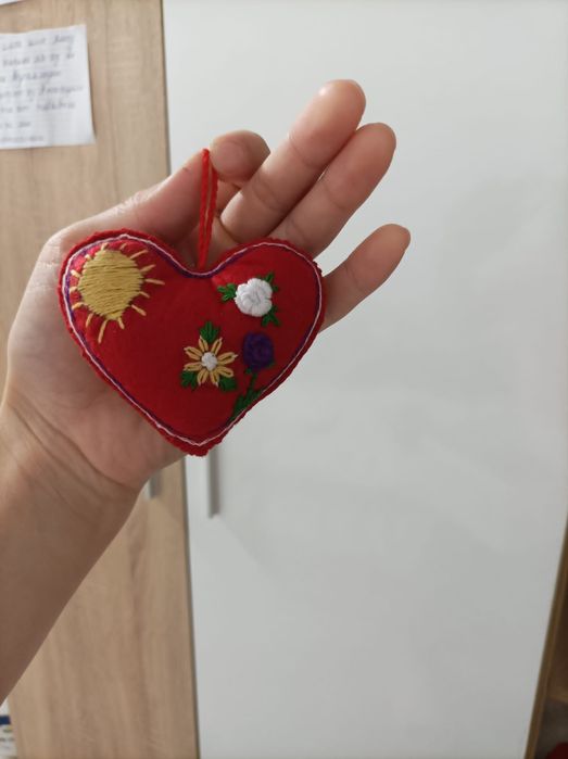 Продаю ручной изделия