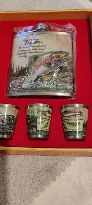 Сувенир ,подарок, книга охотника.