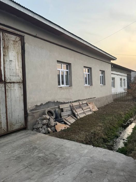 Uy sotiladi Toshkent Yangixayot binokor