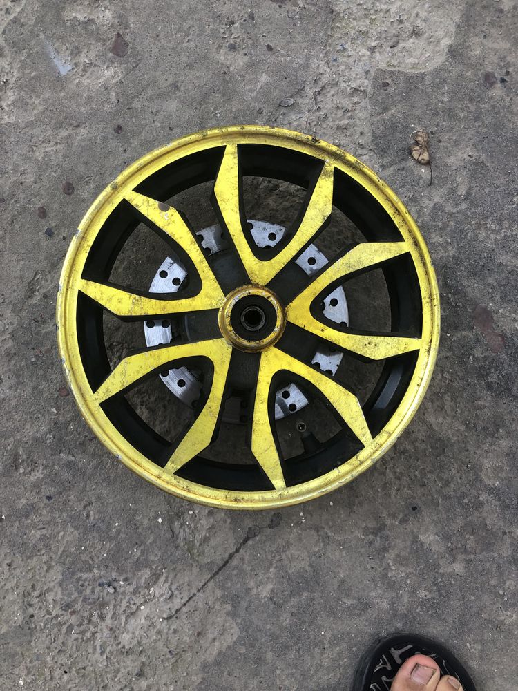 skuter diska razmer 10