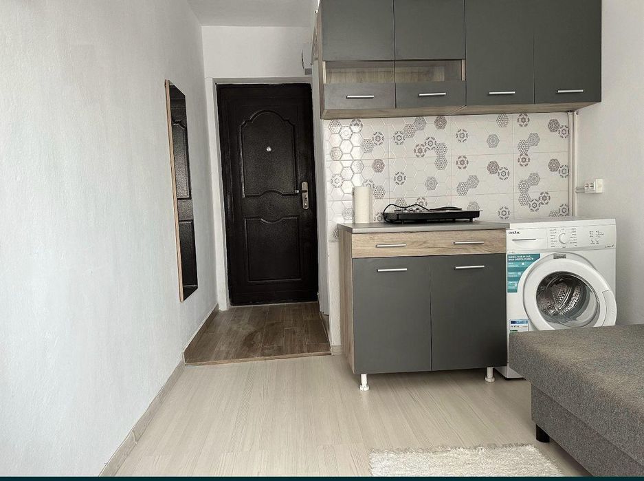Închiriez garsoniera Arad