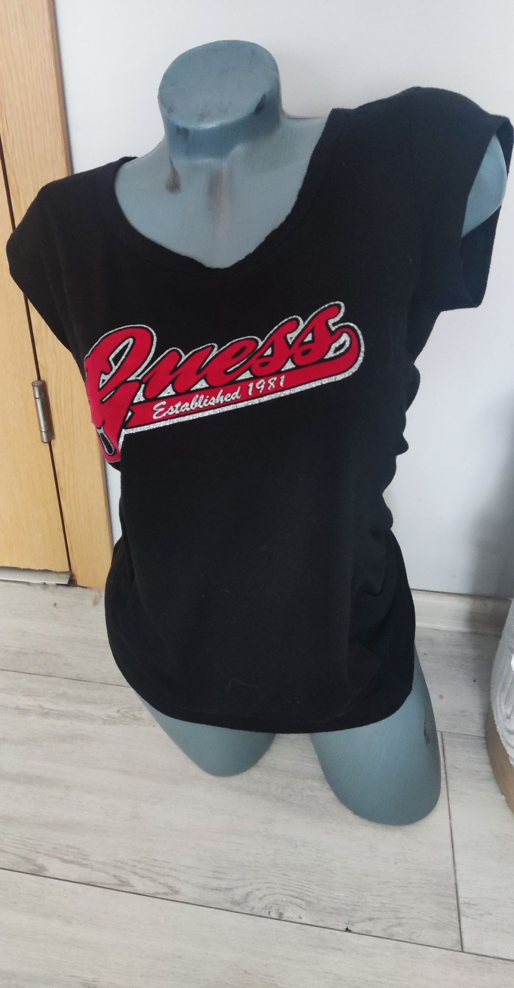 Guess оригинална тениска
