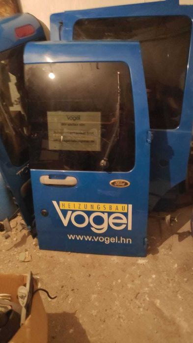 Vand usi Ford Tourneo Connect 2007