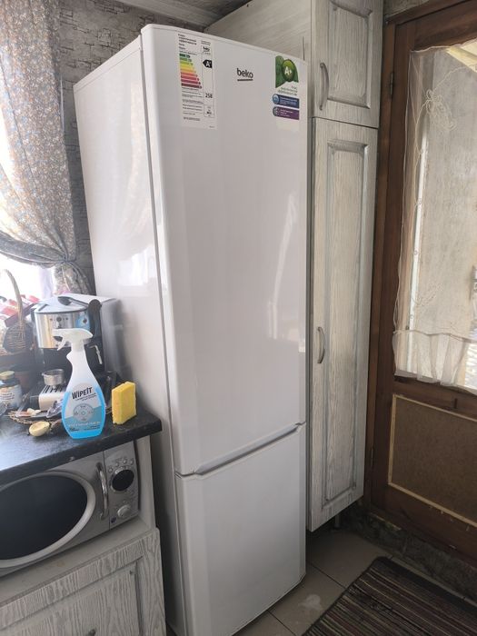 Продам холодильник рабочий