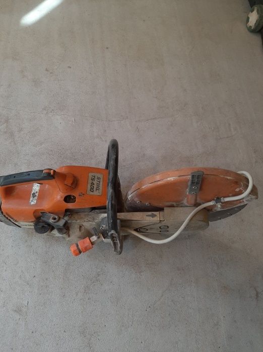 Taietor de beton si metal STIHL TS 400