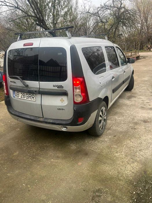 Vand logan MCV 2007 1.6 benzina