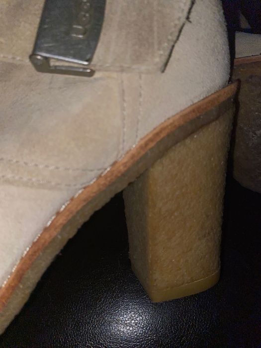 Ghete UGG piele bej