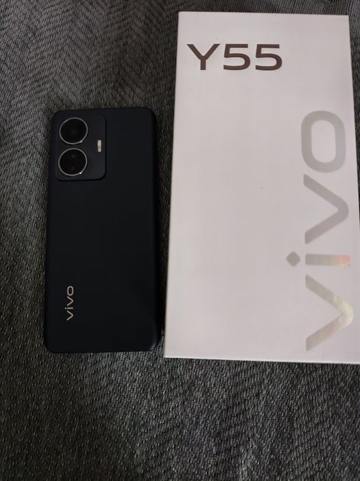 продам телефон vivo y55 128/8
