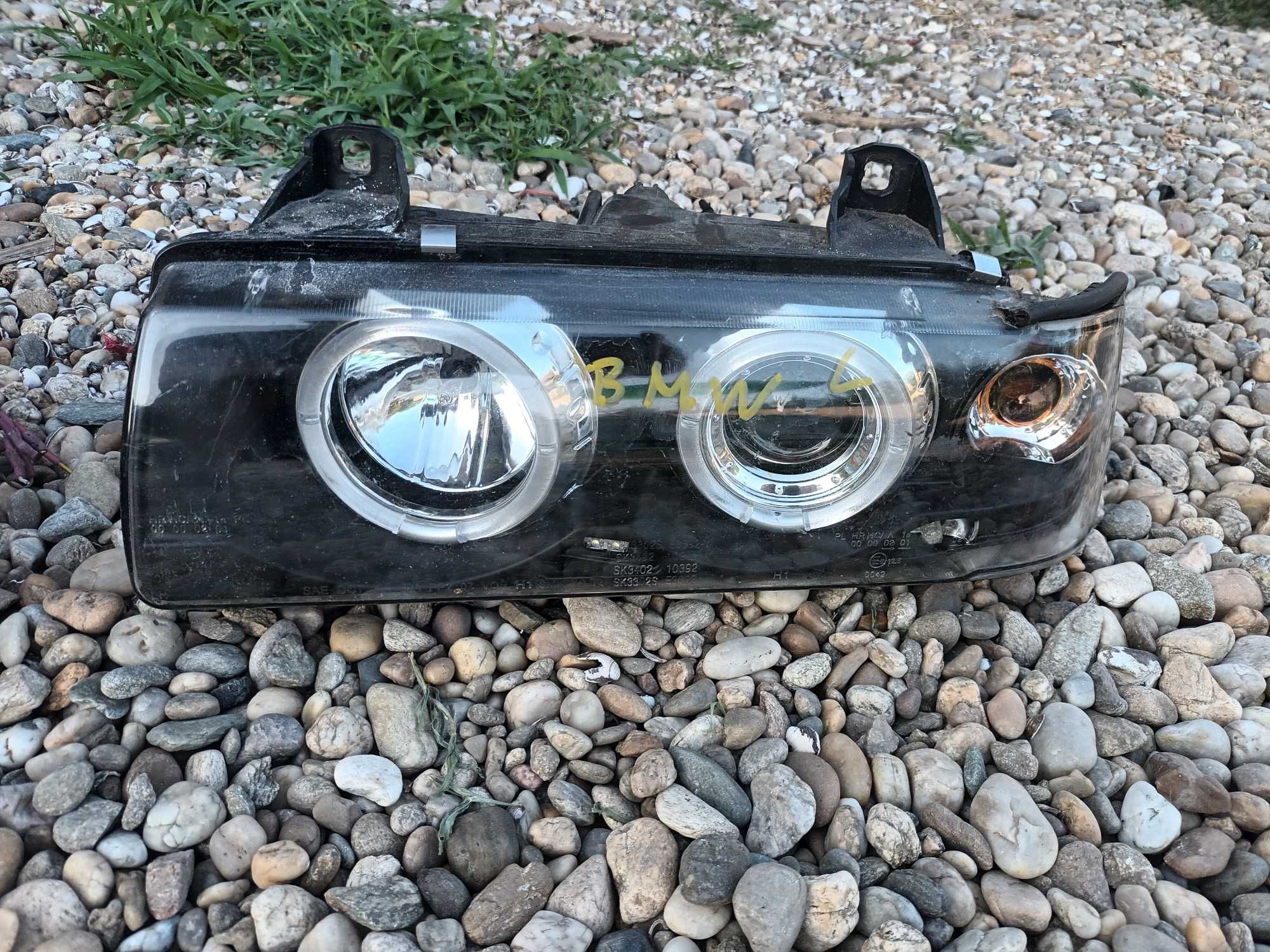 ляв и десен тунинг фар за бмв е36 BMW E36