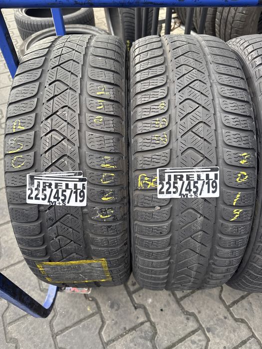 225/45/19 Pirelli M+S RSC
