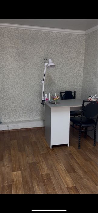 маникюрный столик, тумба, полка (для гель лак(