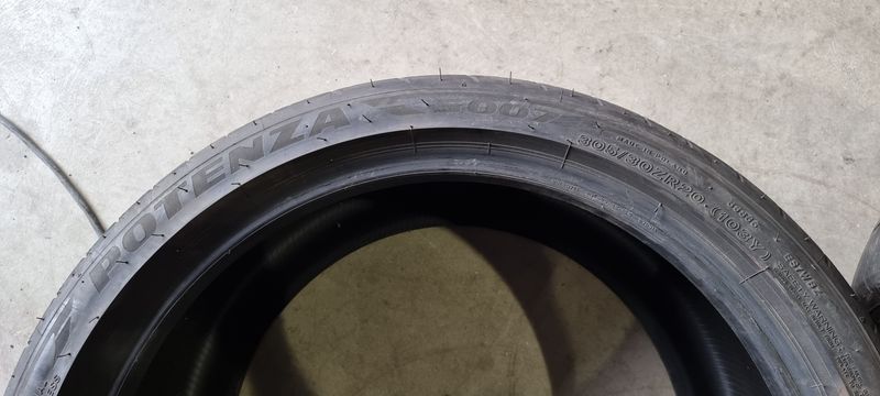 305/30/20 BRIDGESTONE 2бр