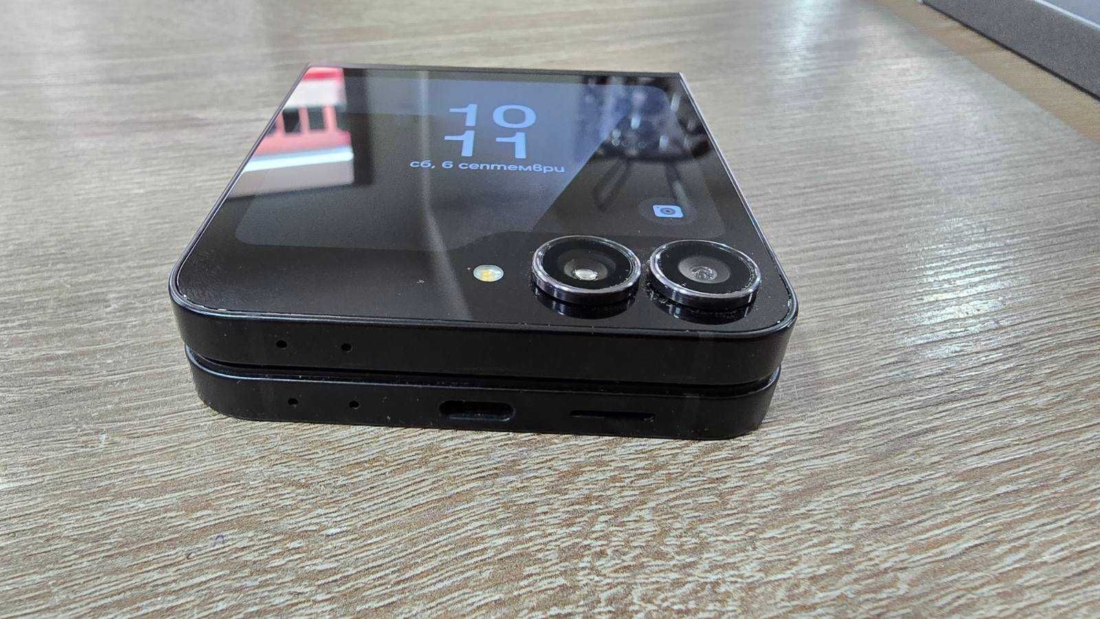 Samsung Galaxy Z Flip7 FE 5G 128GB 8GB RAM Dual