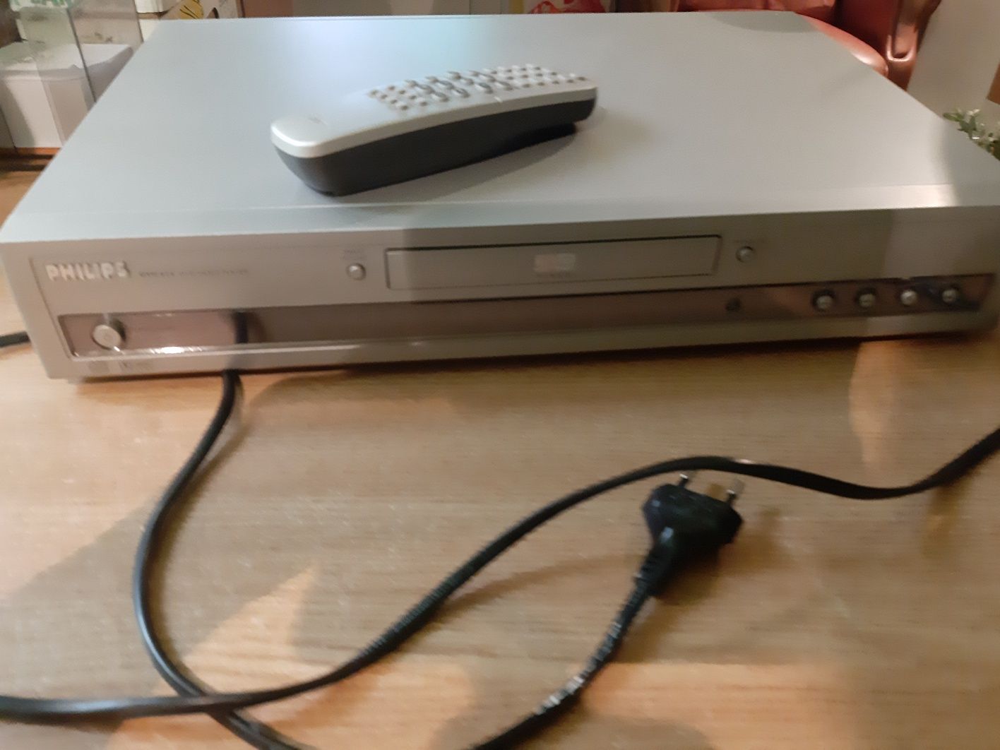 Dvd philips cu telecomanda