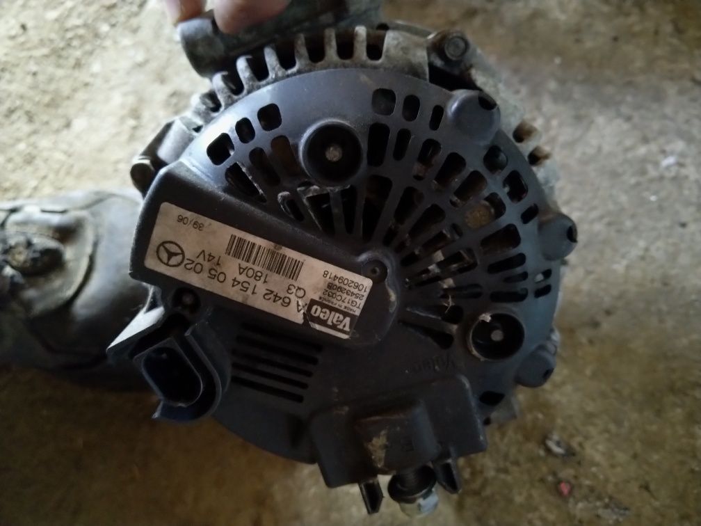 Алтернатори Генератори ML W164 C W204 E W211 CLK W209 OM642