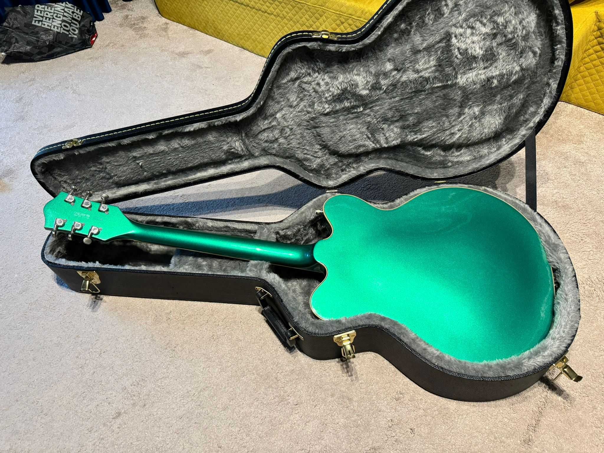 Chitara Gretsch Electromatic si cutie Gretsch