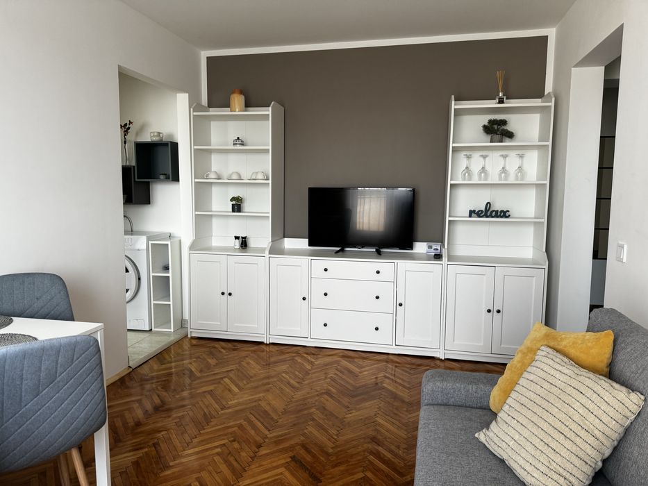 Inchiriez apartament 3 canere nou rwnocat la prima inchiriere