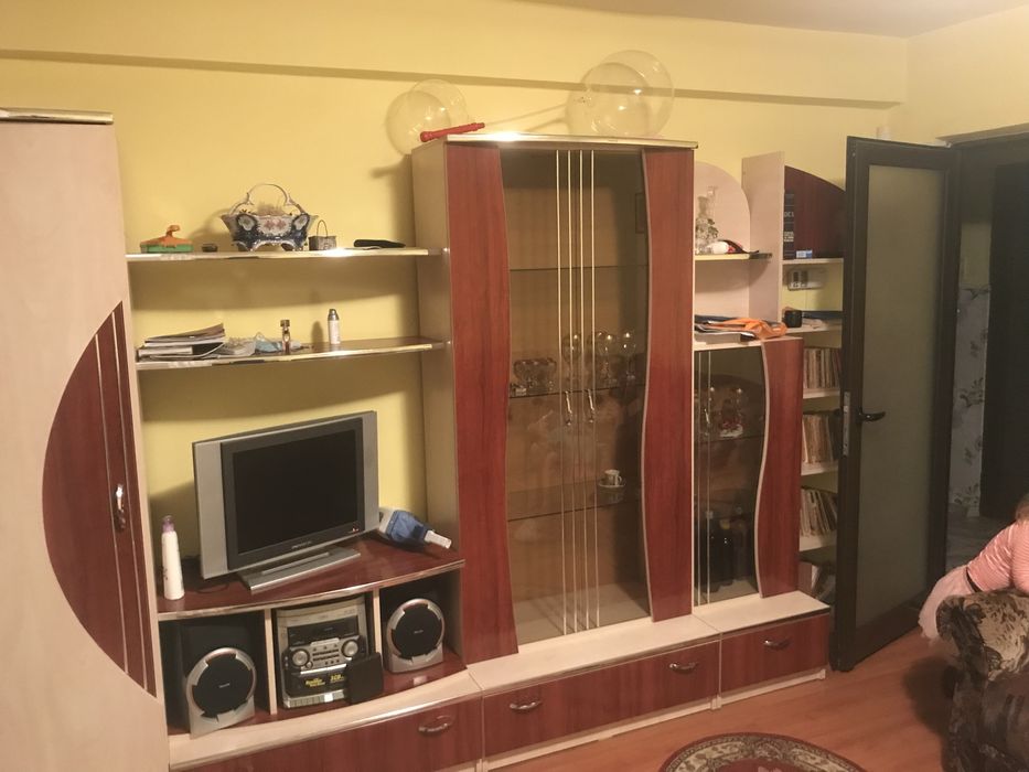 Apartament 2 Cam. Decomandat Etaj 1/10 Str Otrlatilor. Proprietar.