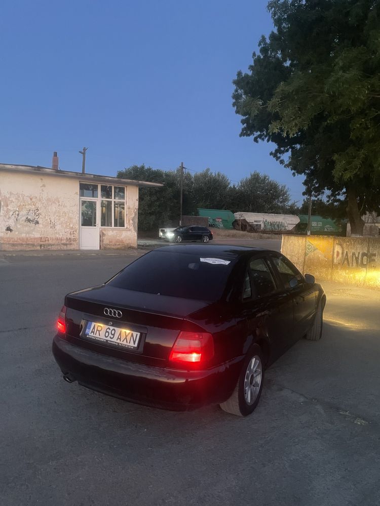 Audi a4 b5 1.8 benzina