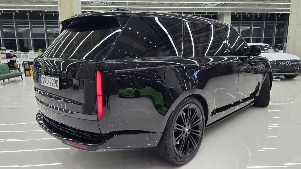 Range Rover P530 Autobiography Long Wheel Base (под ключ)