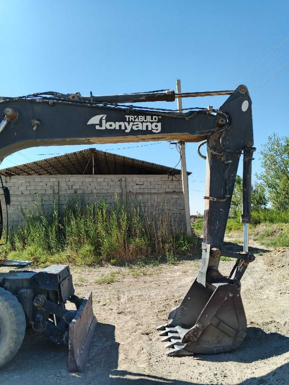 Ekskavator Jonyang JYL621E