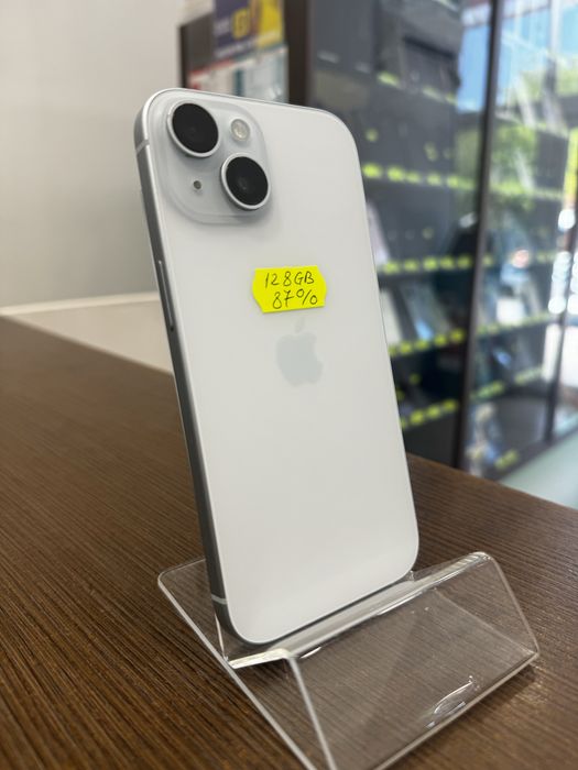iPhone 15 / 128GB / 87% / Impecabil / Garantie 12 luni