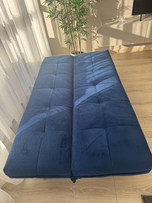 Vand canapea stofa albastra