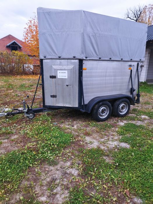 Vând sau schimb cu animale