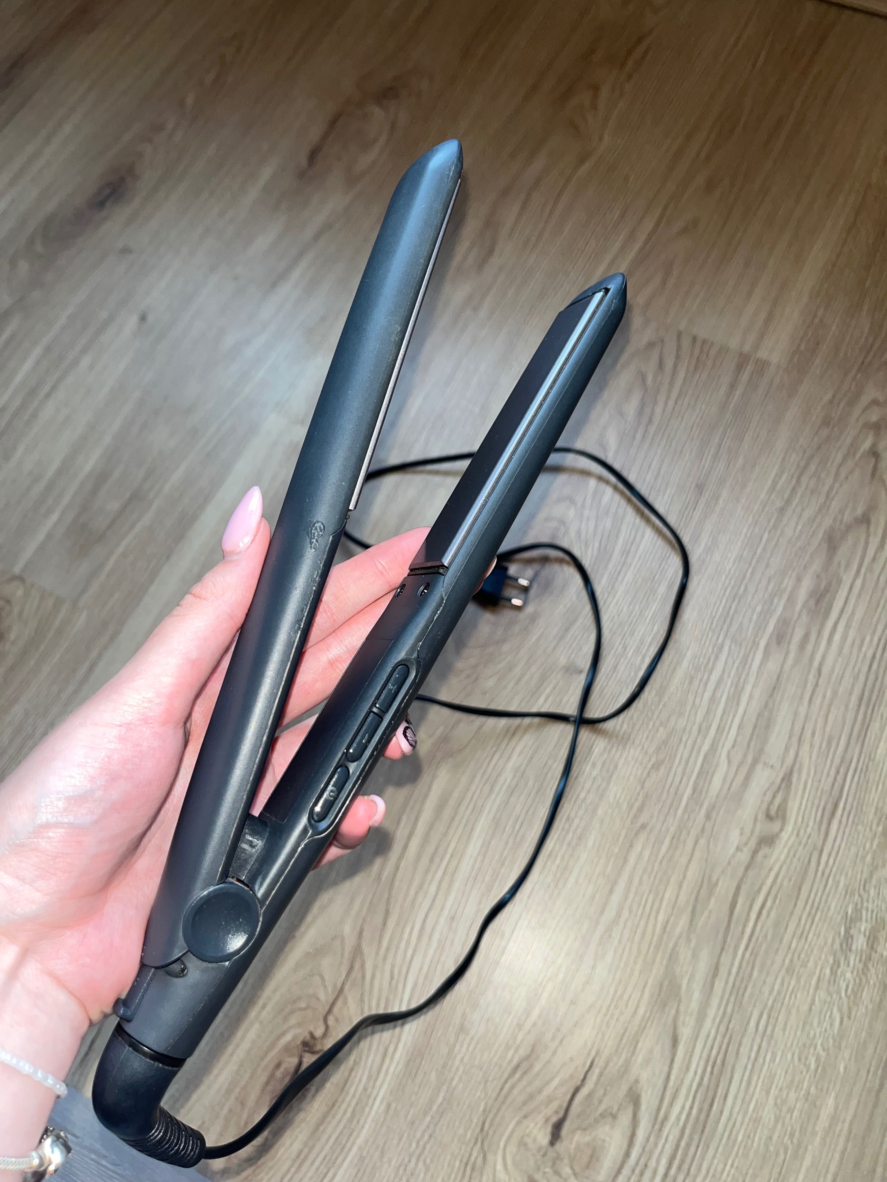 Продавам преса за коса Remington