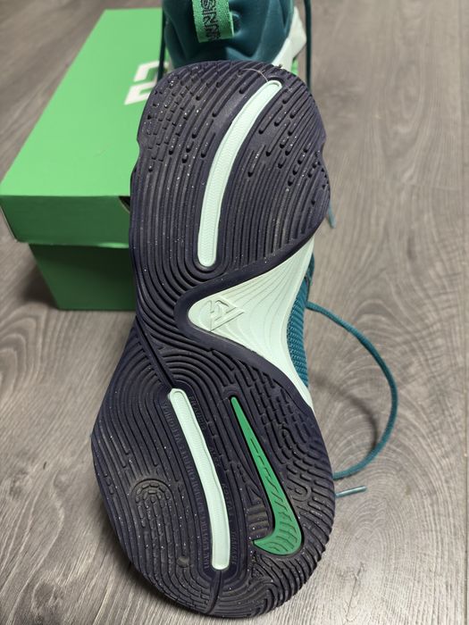 Giannis баскетболни обувки, номер 41, зелени/тъмно зелени, като нови“