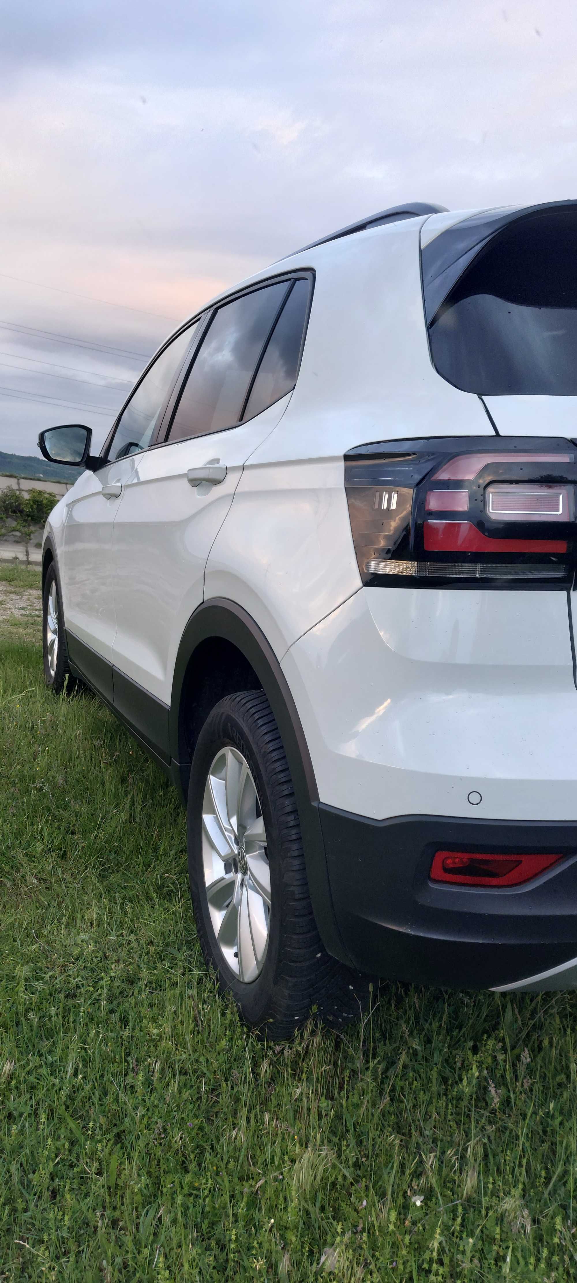 VOLKSWAGEN T-CROSS  LIFE 
                2019/6 EURO 6