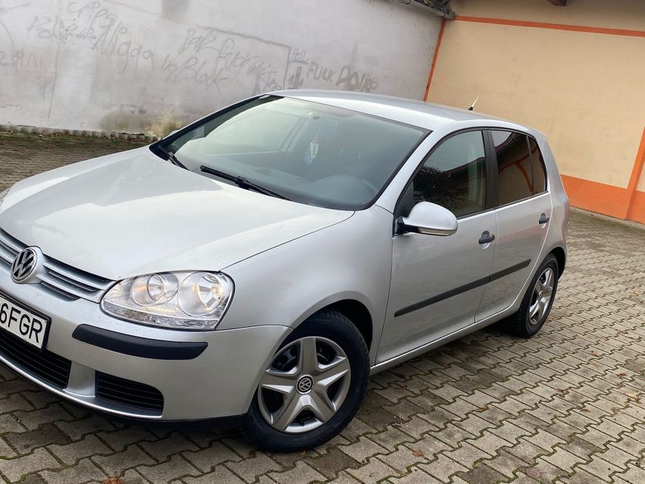 Volkswagen golf 5  disel 1.9 2008  204.000 km