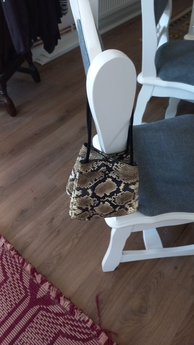 2 genți Rejina Pyo