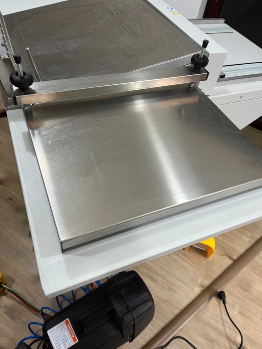 Masina de legat albume foto photobook/layflat Condor PLUS