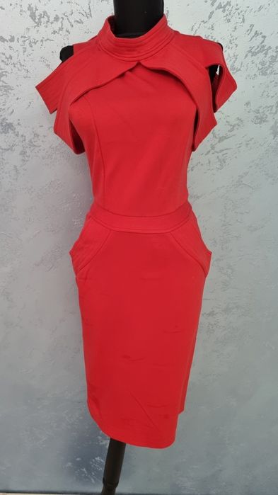 Къса официални рокли