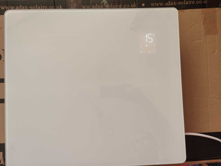 Нов wifi стъклен конвектор solaire vitra