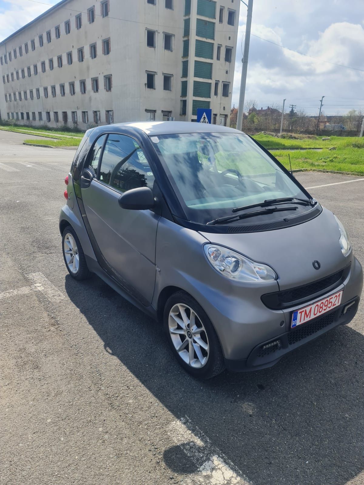 Vând smart 451 din 2012