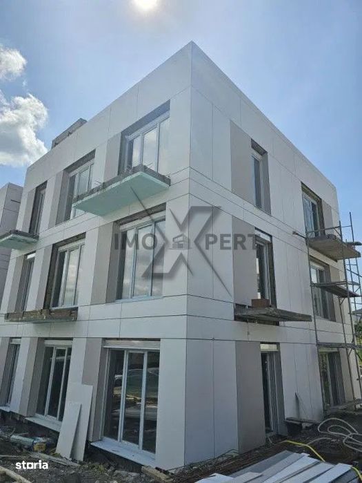 Aparament de 100 metri, Piscina, imobil tip Vila, zona Eugen Ionescu