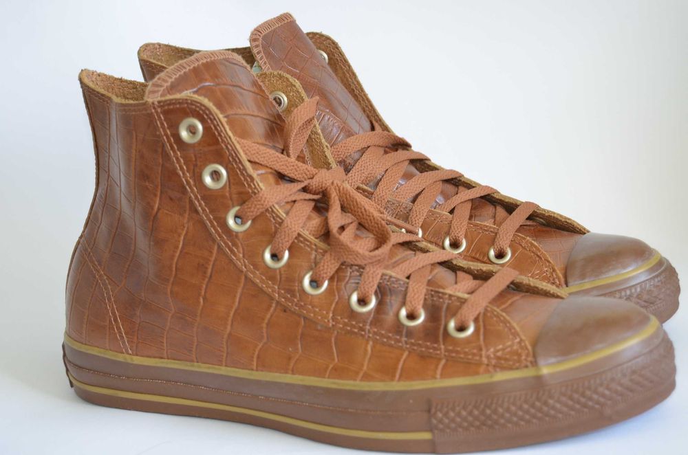 Продавам оригинални Converse Chuck Taylor All Star – лимитирана серия!