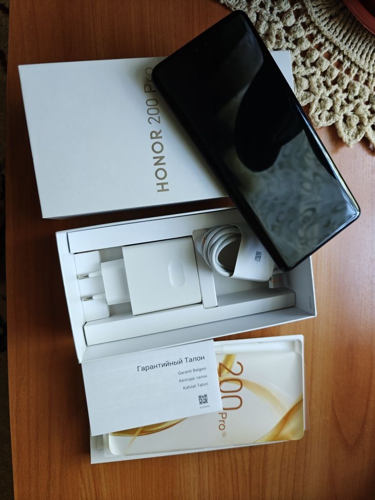 Honor 200 Pro 12/512 GB, как новый, оф. гарантия до 5 сентября