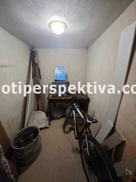 Продава се Двустаен апартамент в Пловдив, Център - 57 кв.м за 2018 €/кв.м - Снимка #8