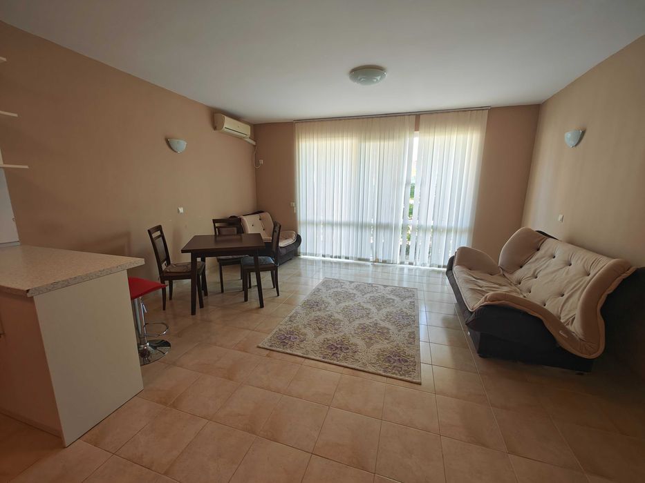 Продава се Двустаен апартамент в Созопол - 69 кв.м за 1225 €/кв.м - Снимка #2