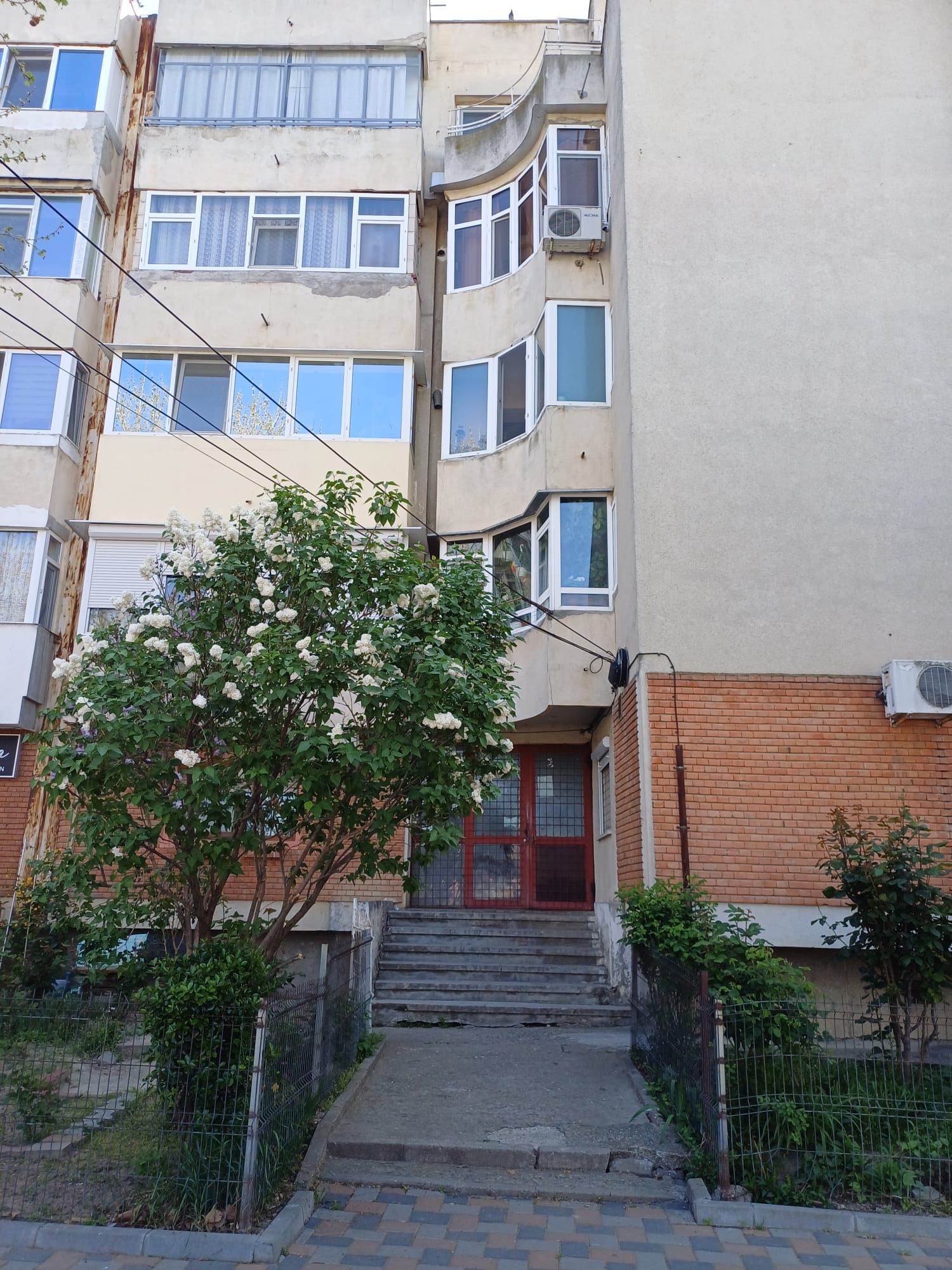 Apartament 3 cam. Cernavoda