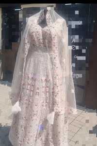 Свадебное или праздничное платье