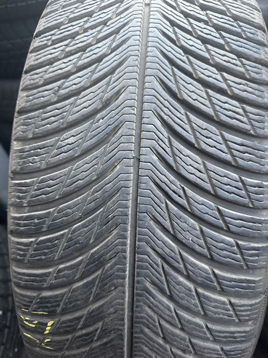 235/55/19 Мишелин  110 лв