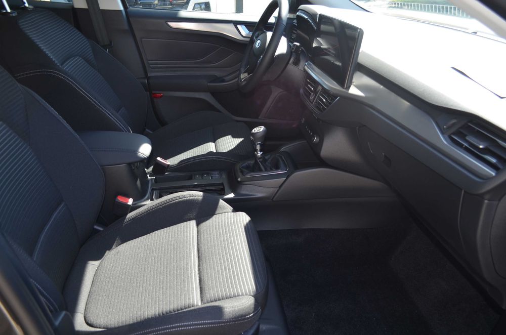 Ford Focus Titanium 1.0L mHEV FWD