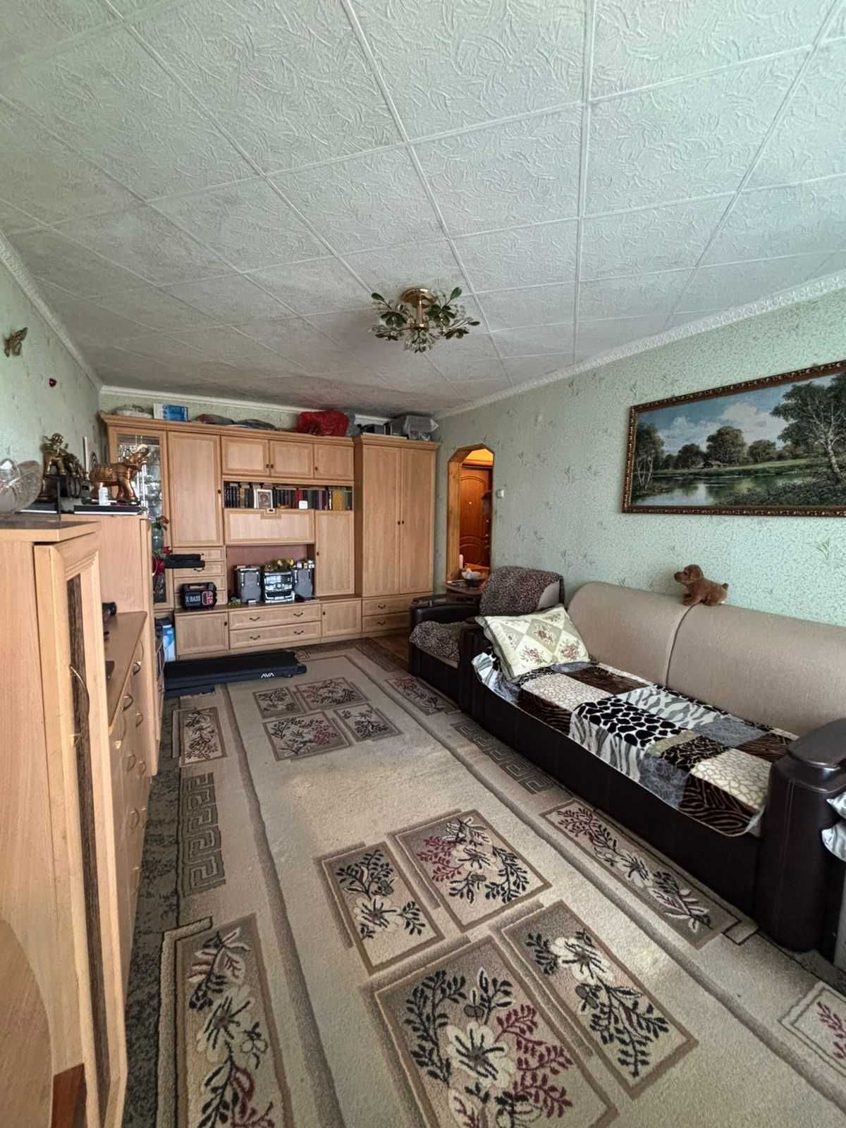 Продам 1 комнатную квартиру в 19мкр!